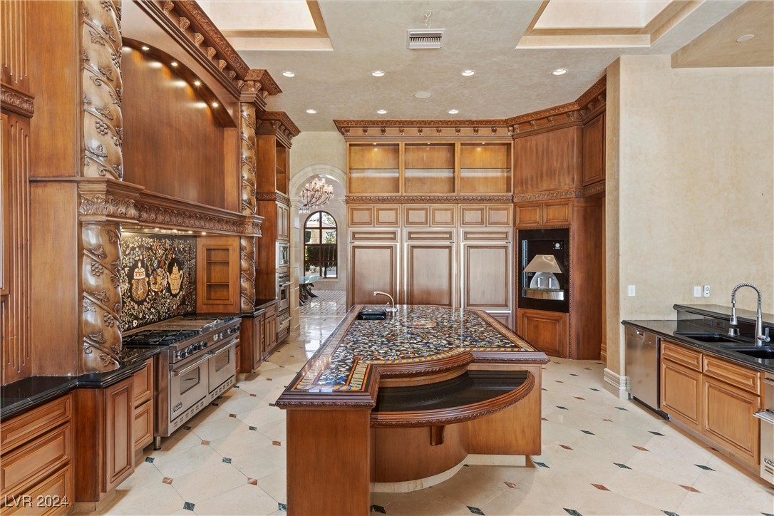 9409 Kings Gate Court