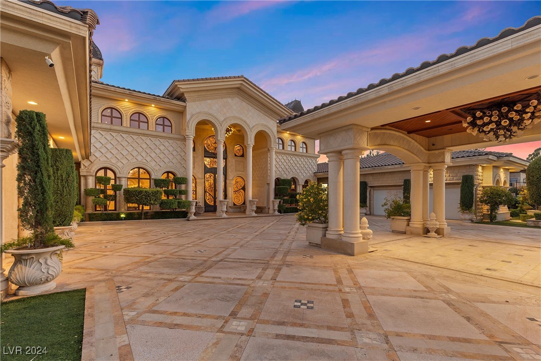 9409 Kings Gate Court