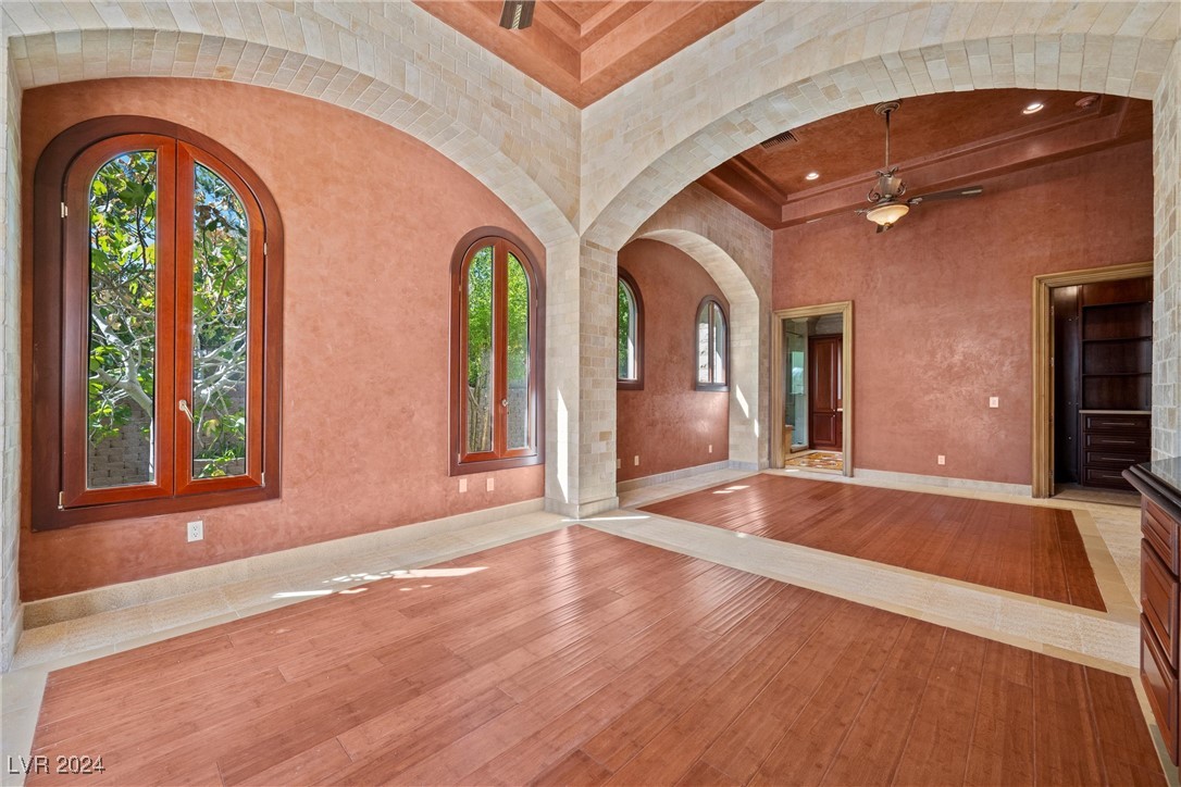 9409 Kings Gate Court