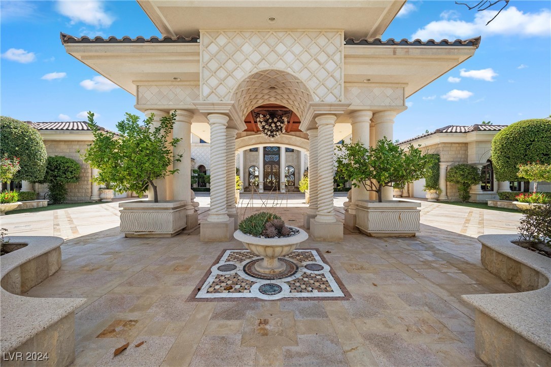 9409 Kings Gate Court