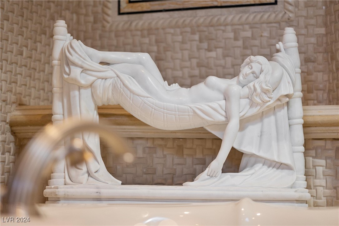 9409 Kings Gate Court