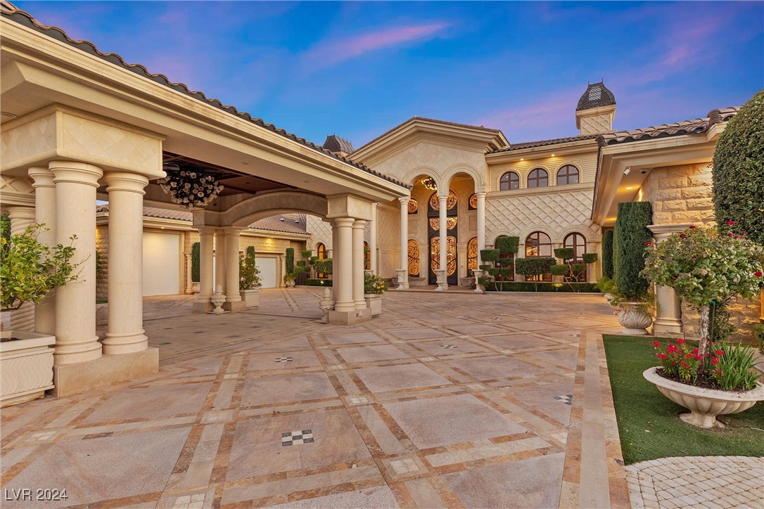 9409 Kings Gate Court