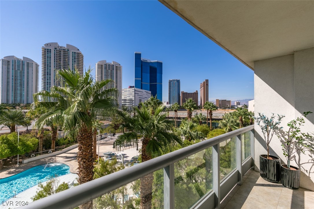 222 Karen Avenue 305