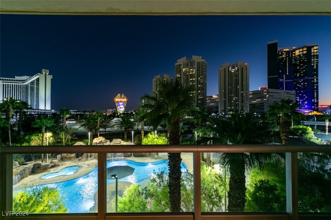 222 Karen Avenue 305