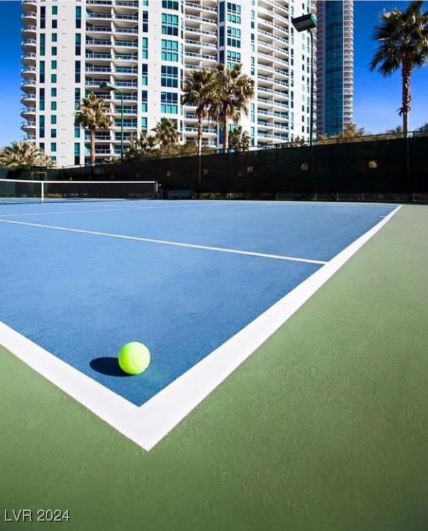 222 Karen Avenue 305