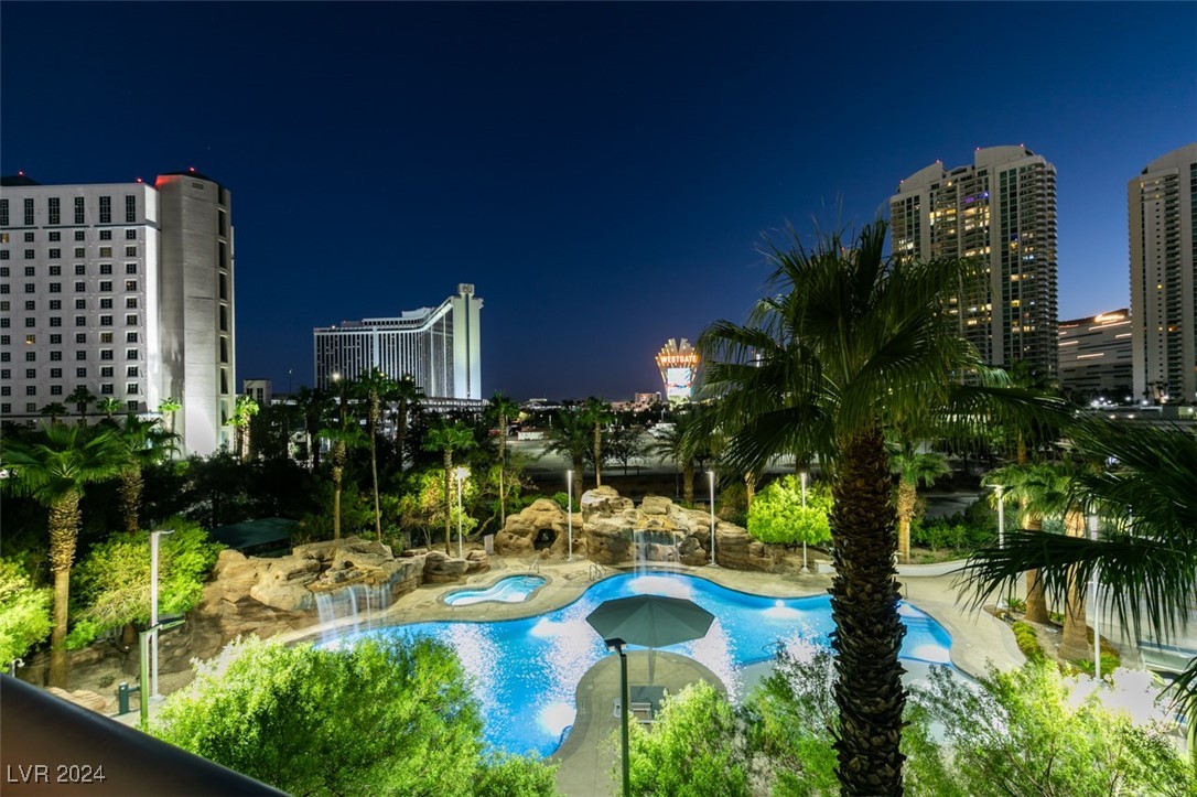 222 Karen Avenue 305