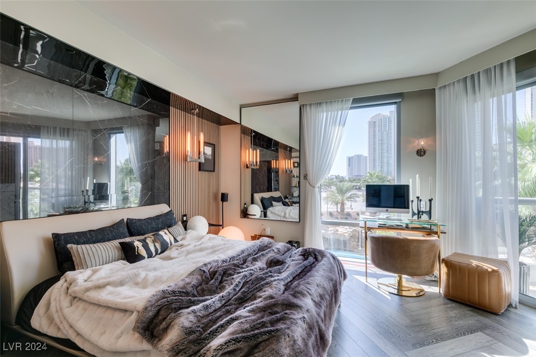 222 Karen Avenue 305