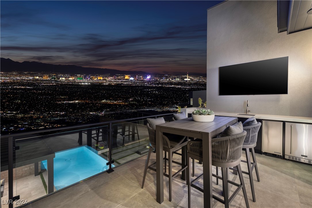 500 Overlook Rim Drive