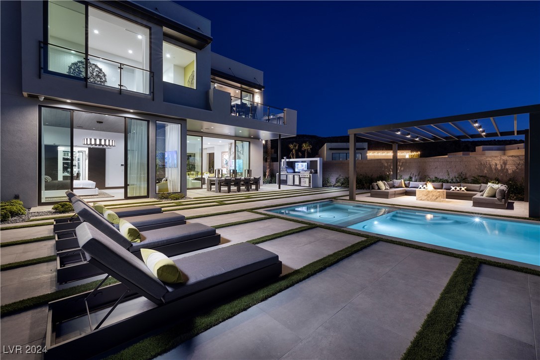 500 Overlook Rim Drive