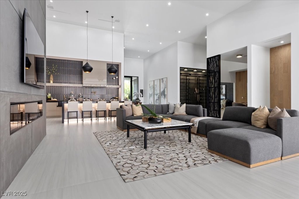 38 Skybird Court