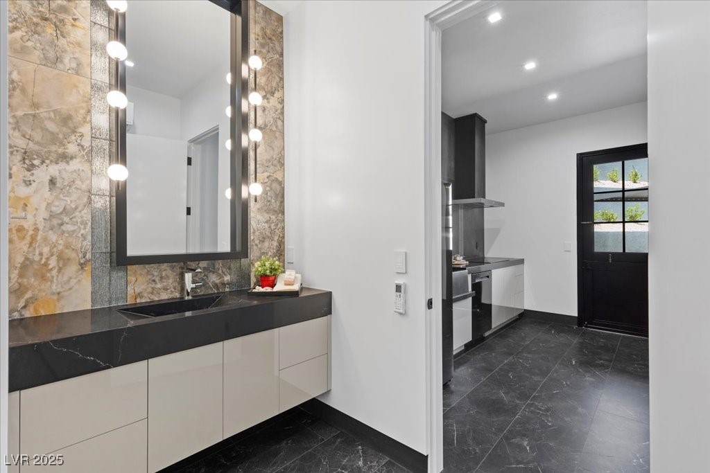 38 Skybird Court