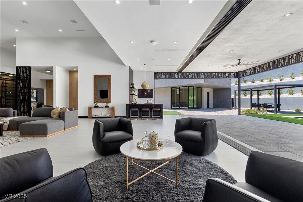 38 Skybird Court