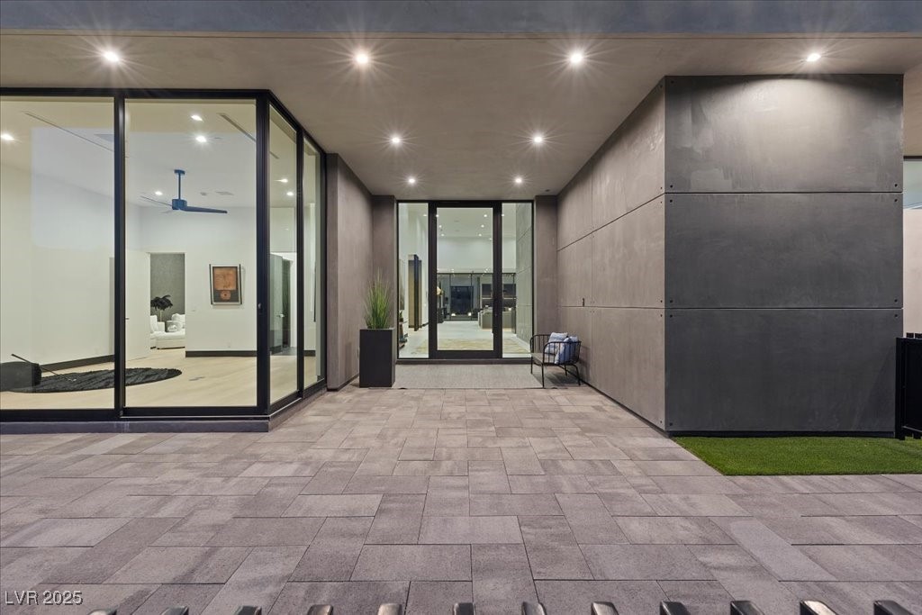 38 Skybird Court