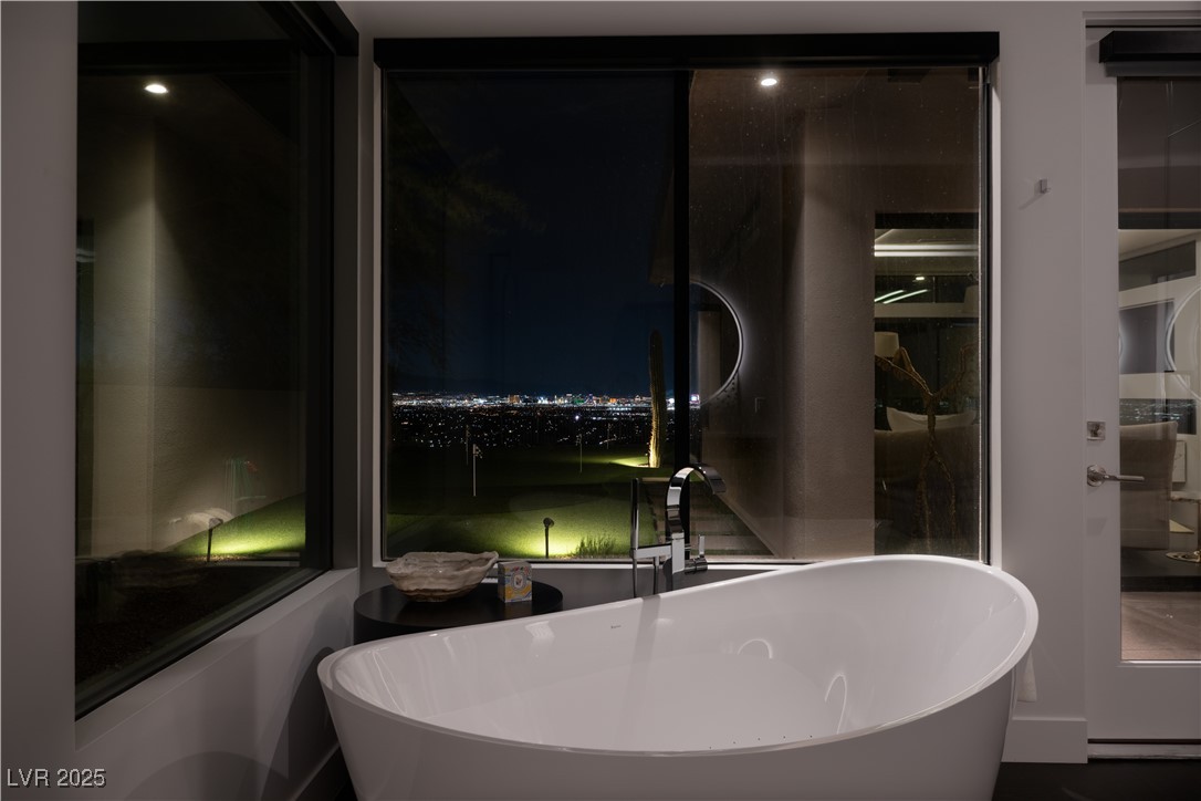 11 Cloud Chaser Boulevard