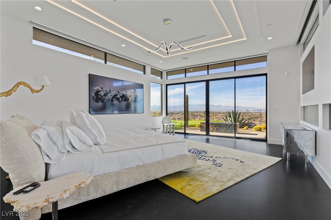 11 Cloud Chaser Boulevard