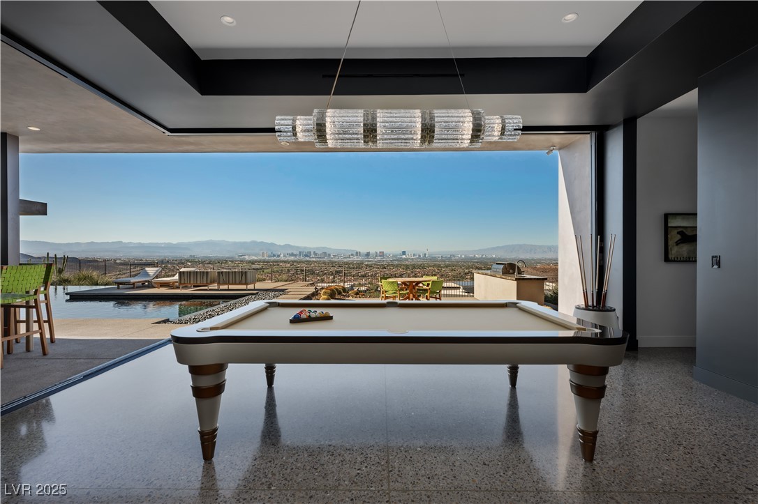 11 Cloud Chaser Boulevard