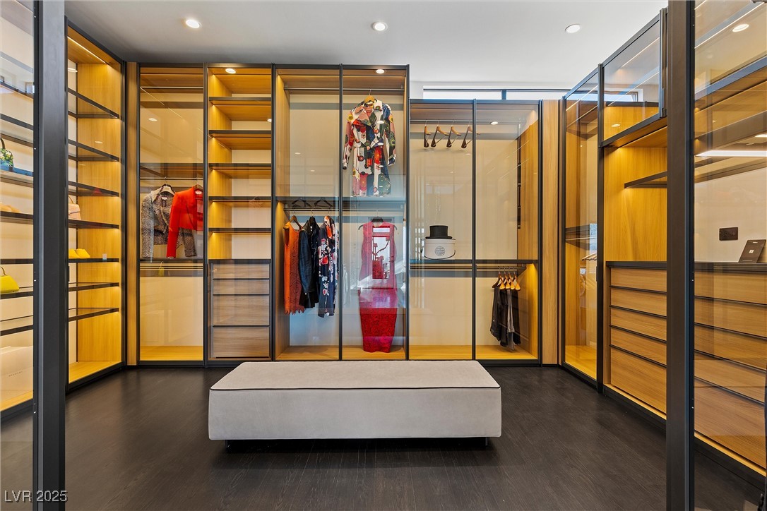 11 Cloud Chaser Boulevard