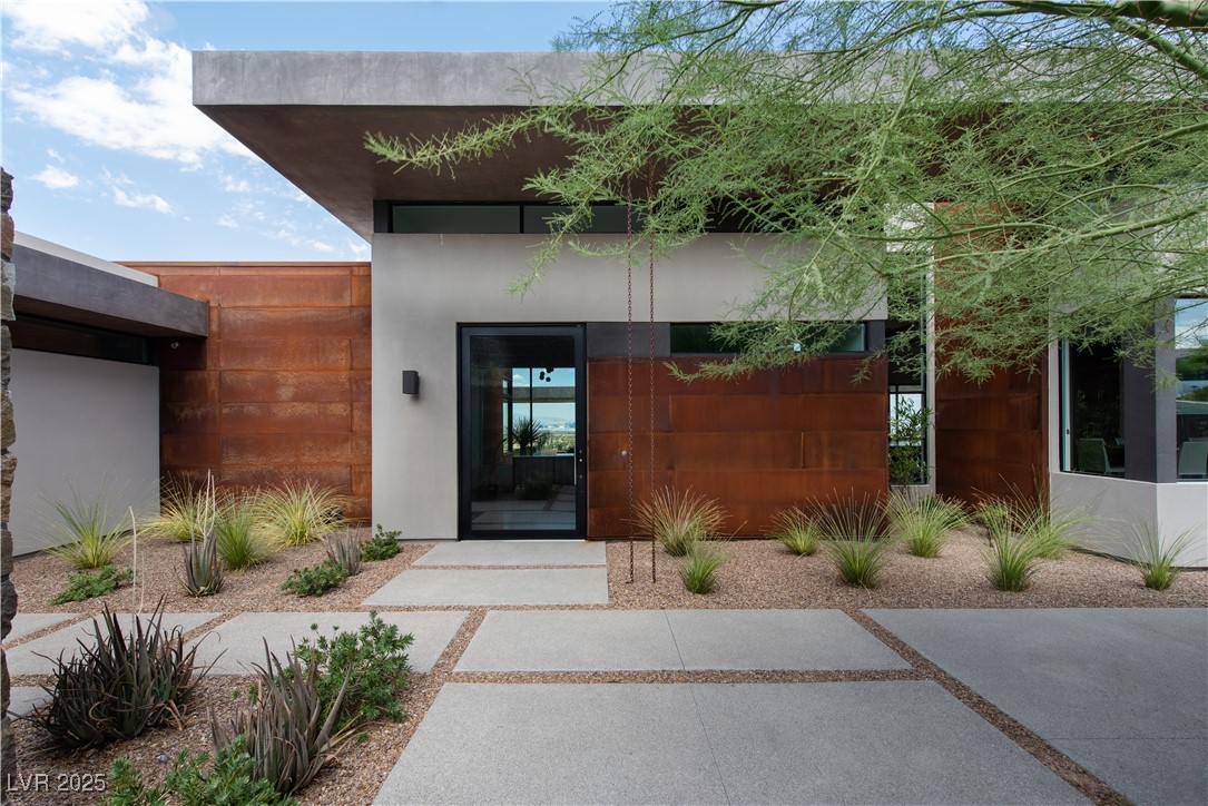 11 Cloud Chaser Boulevard