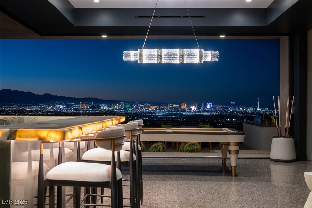 11 Cloud Chaser Boulevard