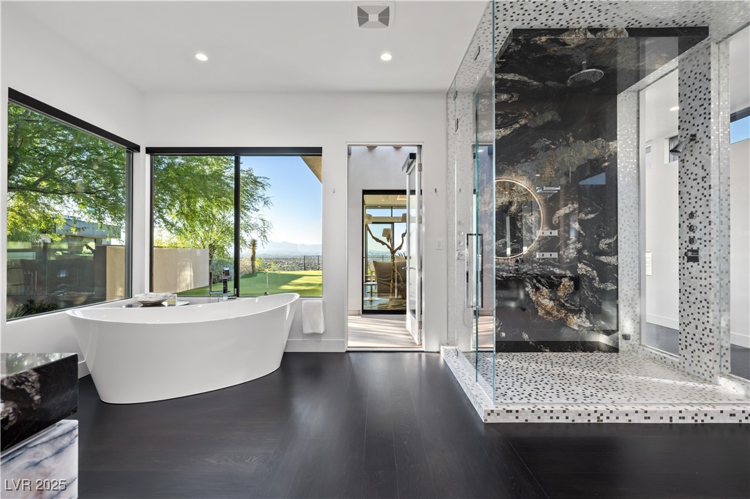 11 Cloud Chaser Boulevard