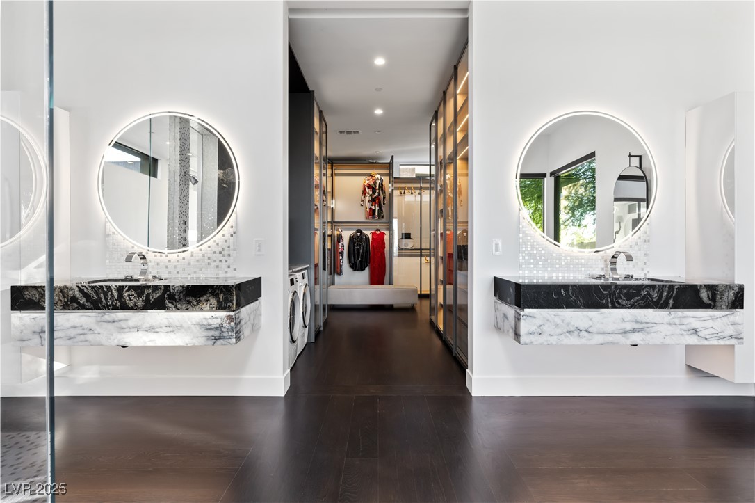 11 Cloud Chaser Boulevard