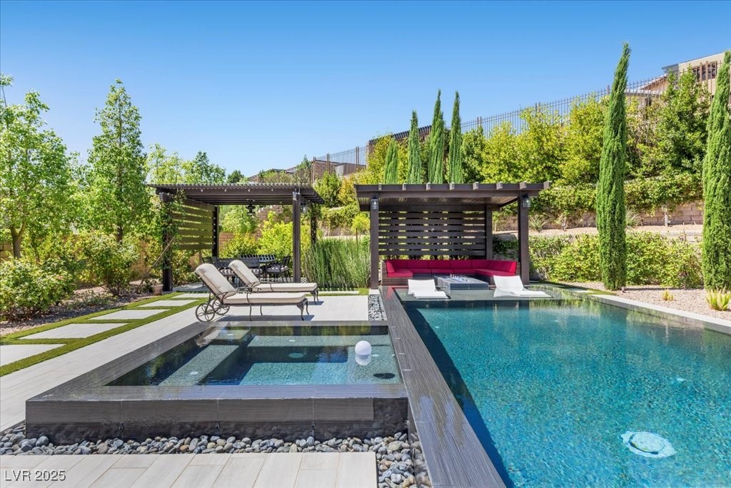 12119 Castilla Rain Avenue