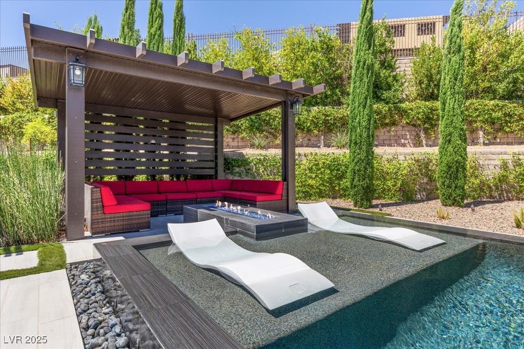 12119 Castilla Rain Avenue