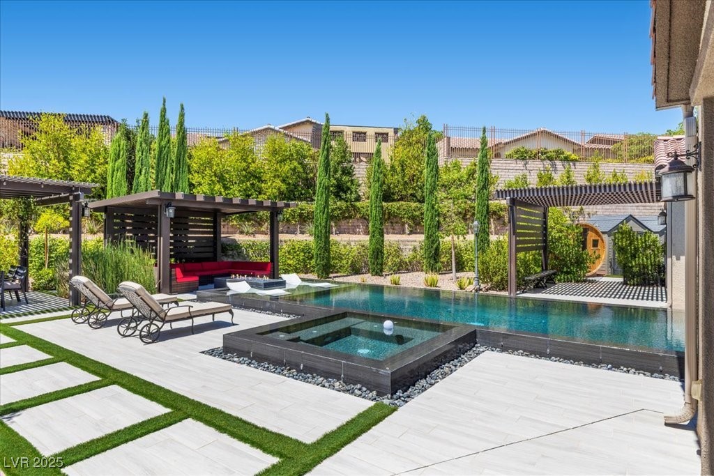 12119 Castilla Rain Avenue