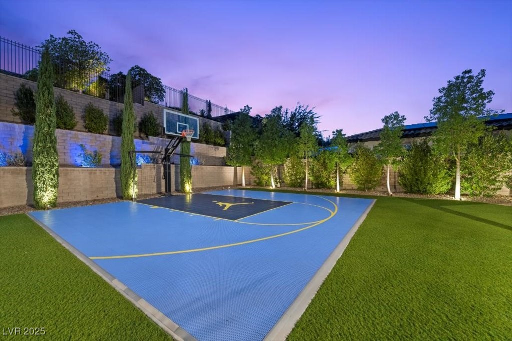 12119 Castilla Rain Avenue