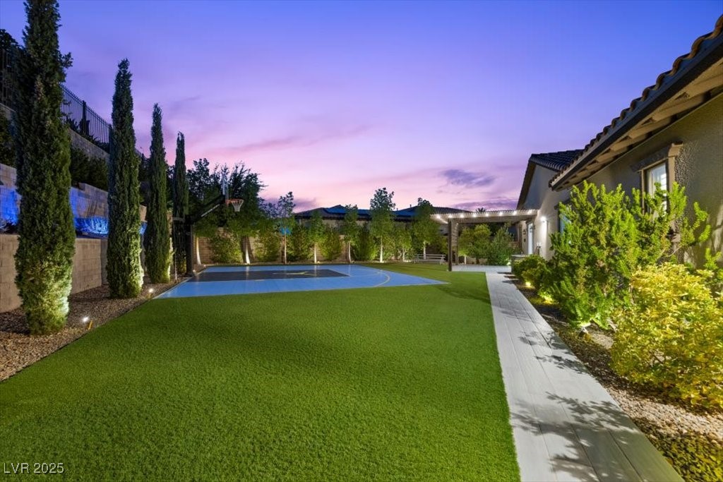 12119 Castilla Rain Avenue