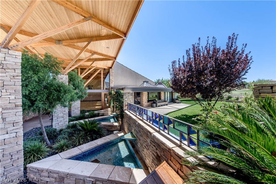 3 Anthem Pointe Court