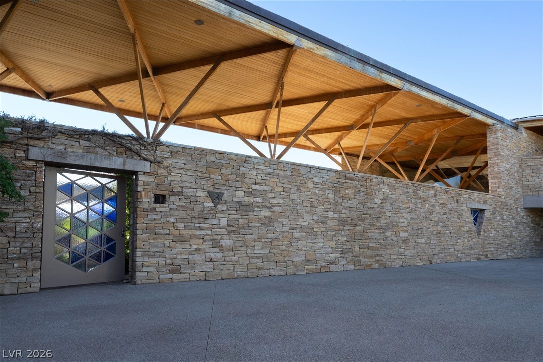 3 Anthem Pointe Court