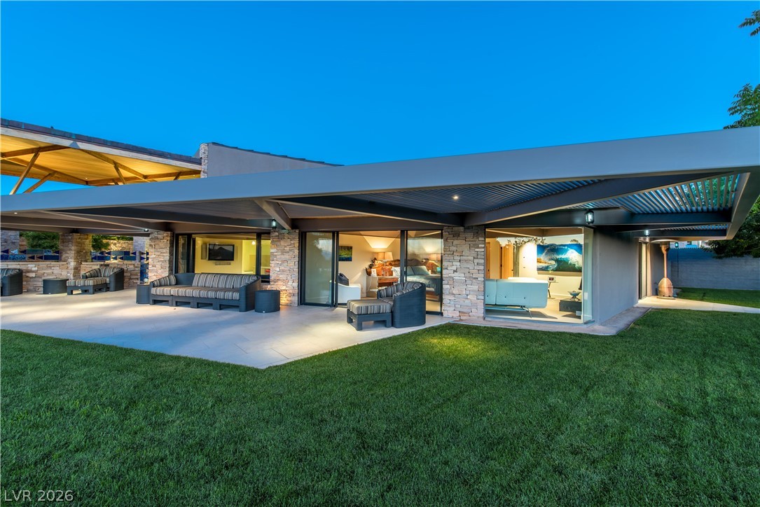 3 Anthem Pointe Court