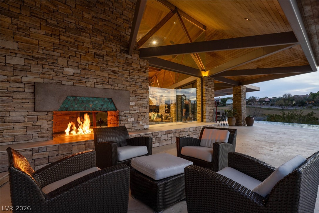 3 Anthem Pointe Court