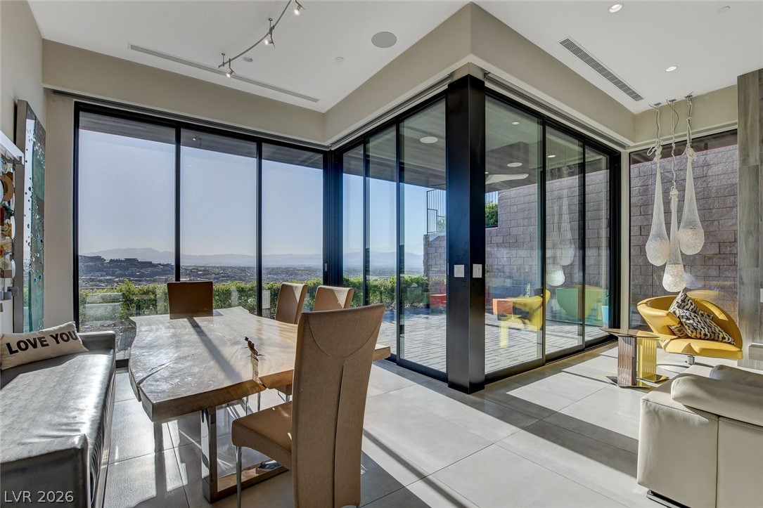 455 Tranquil Peak Court