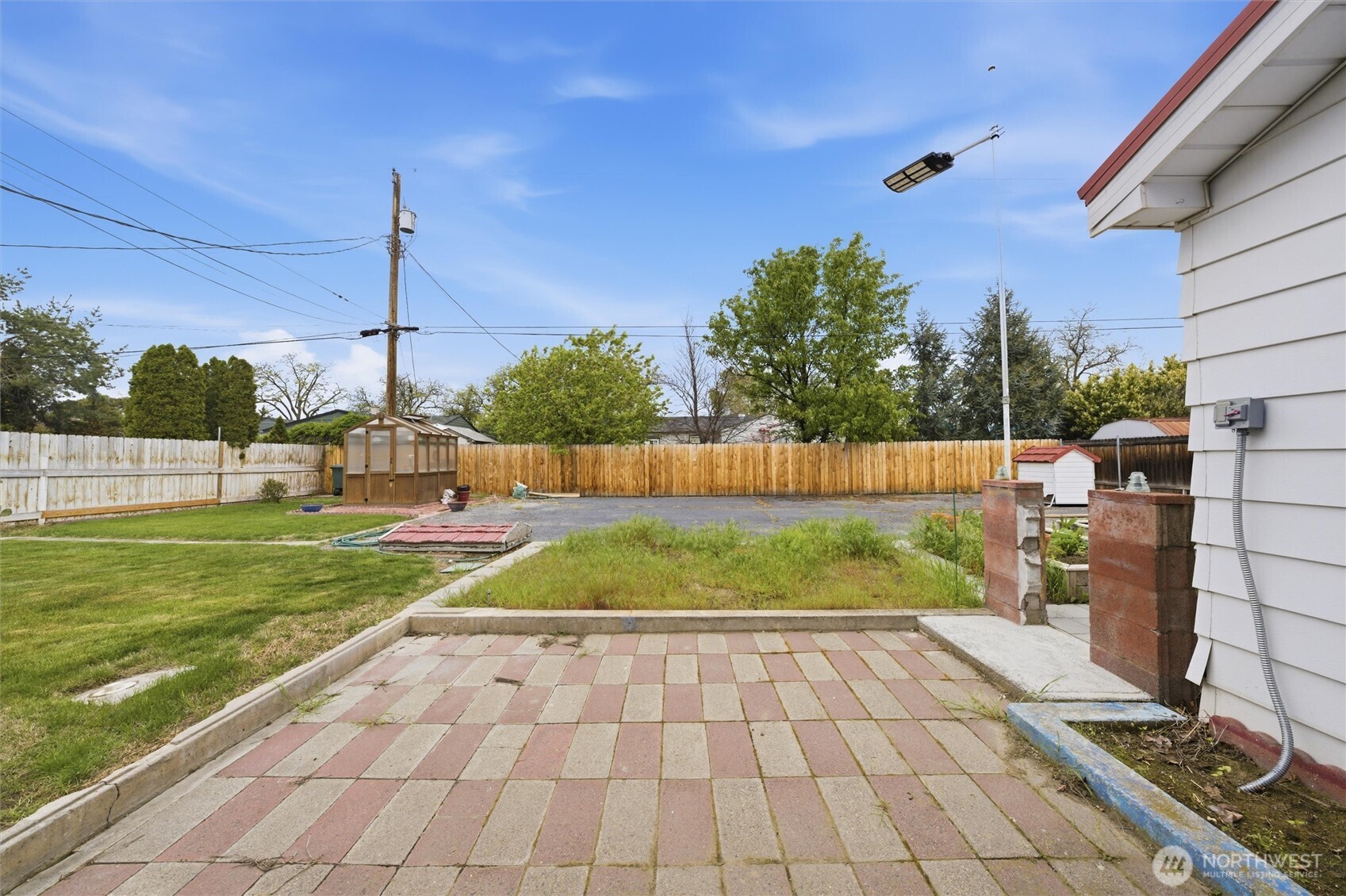 90 Van Giesen Street