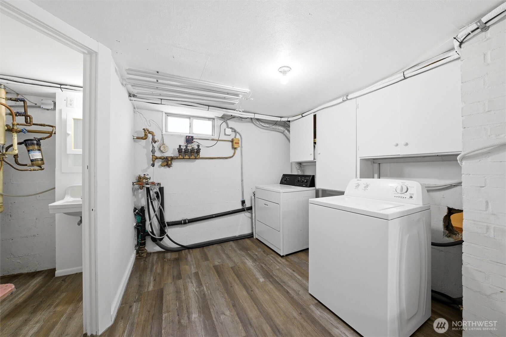 90 Van Giesen Street