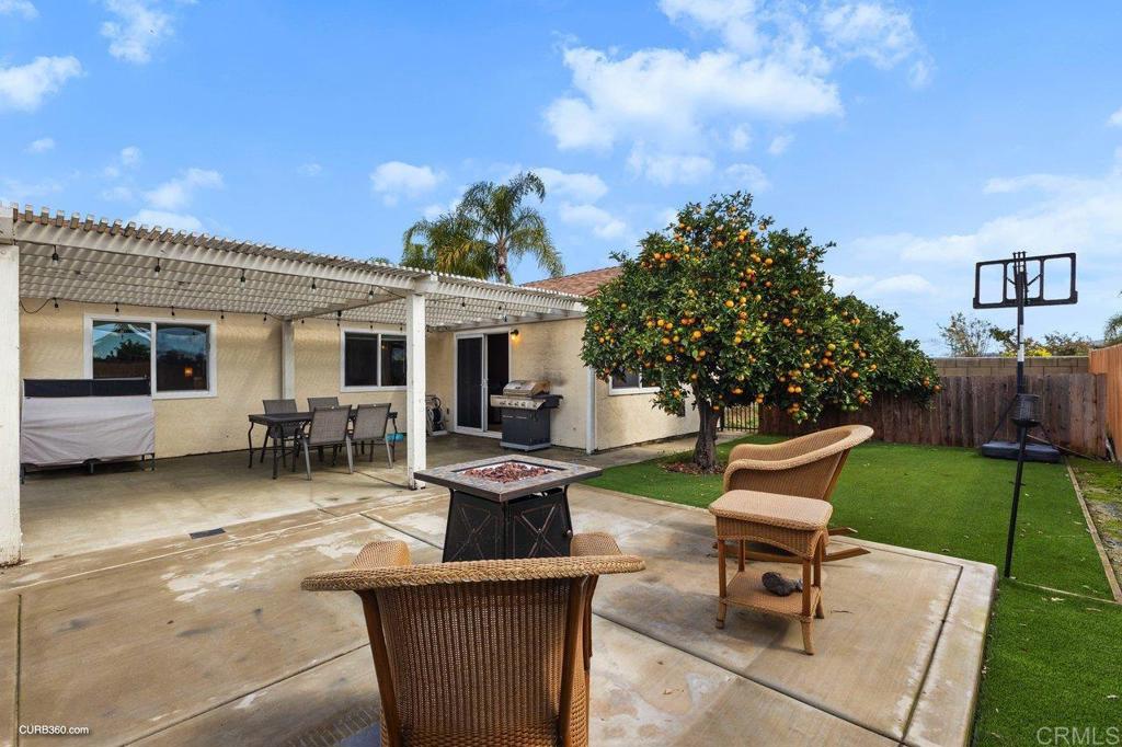 3633 La Mirada Drive