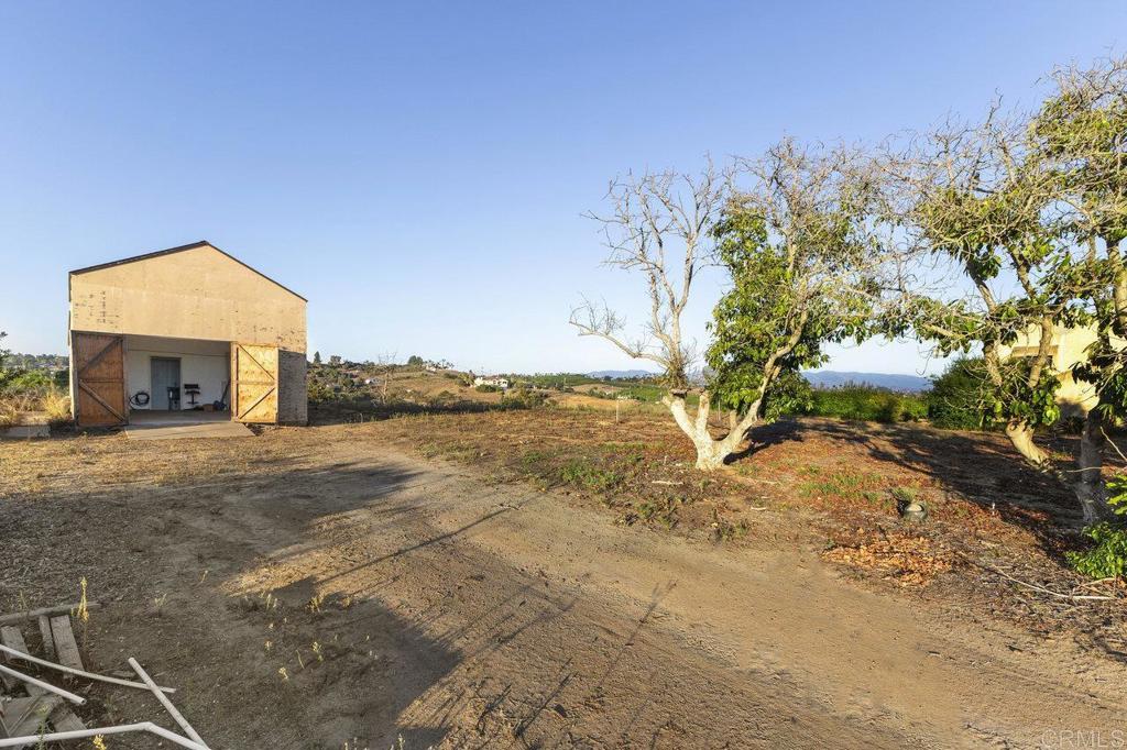 6412 Lago Grande Drive