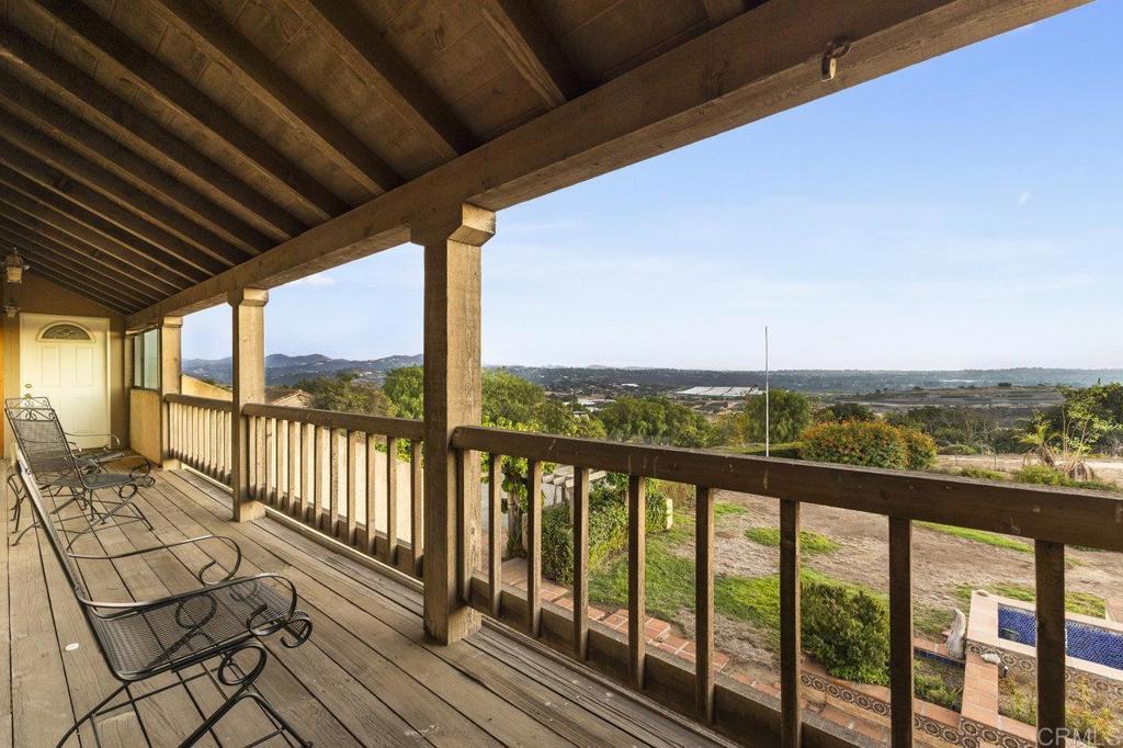 6412 Lago Grande Drive