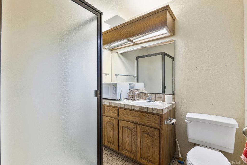 6412 Lago Grande Drive