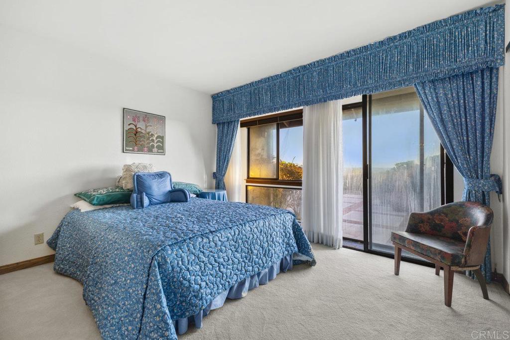 6412 Lago Grande Drive