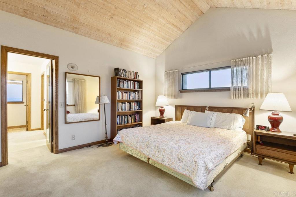 6412 Lago Grande Drive