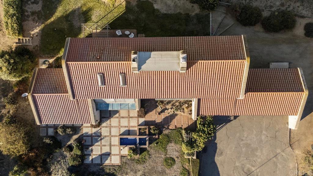 6412 Lago Grande Drive