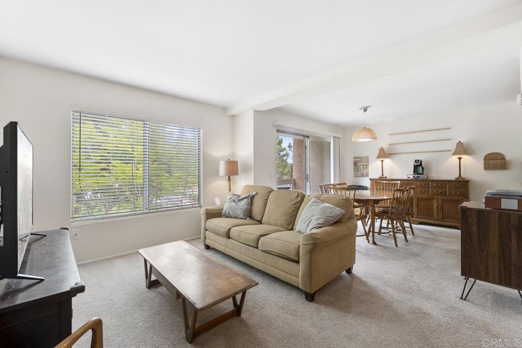 4241 Mesa Vista Way 3