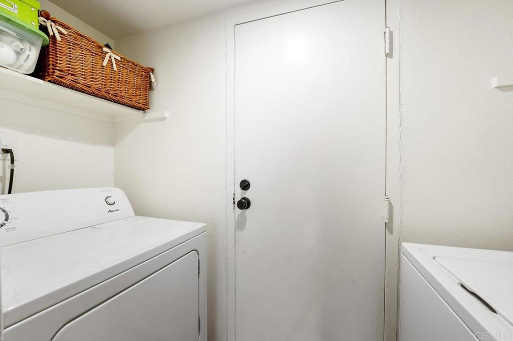 4241 Mesa Vista Way 3