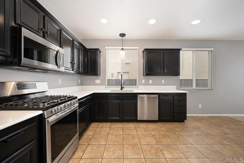 29402 Starshine Drive