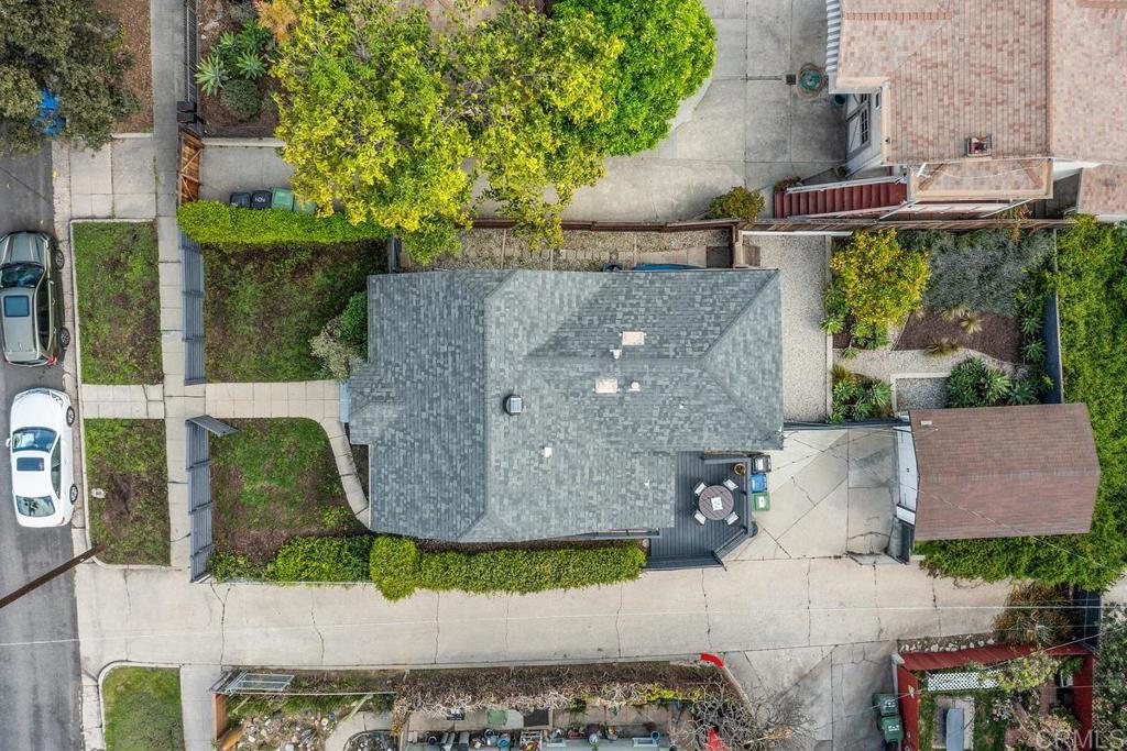 1400 Angelus Avenue