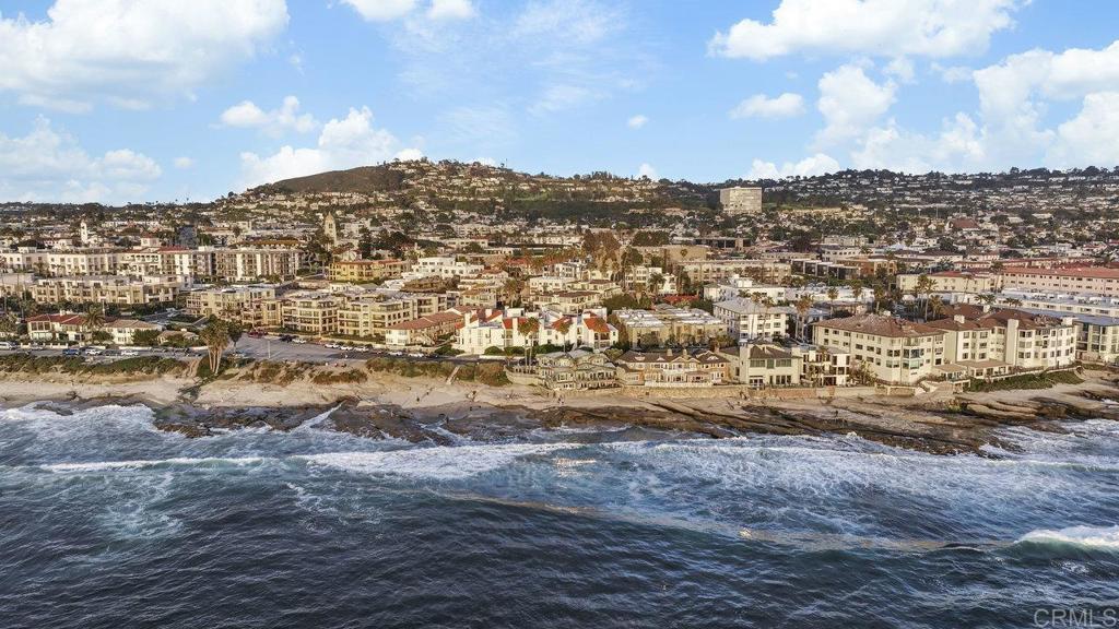 303 Coast Boulevard 20