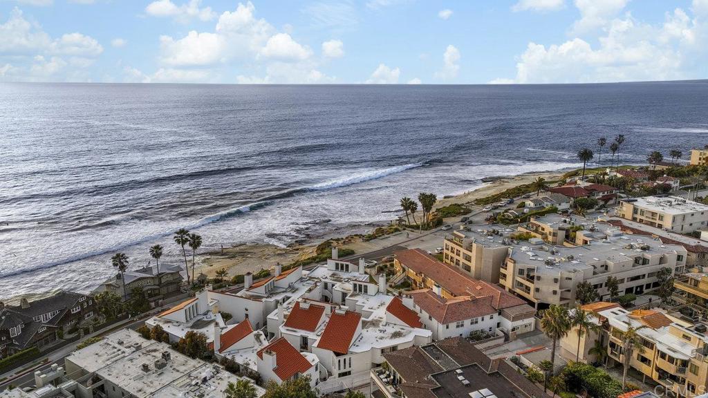 303 Coast Boulevard 20